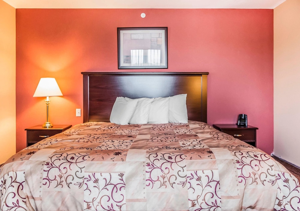 Quality Inn Orleans, ON 19/53