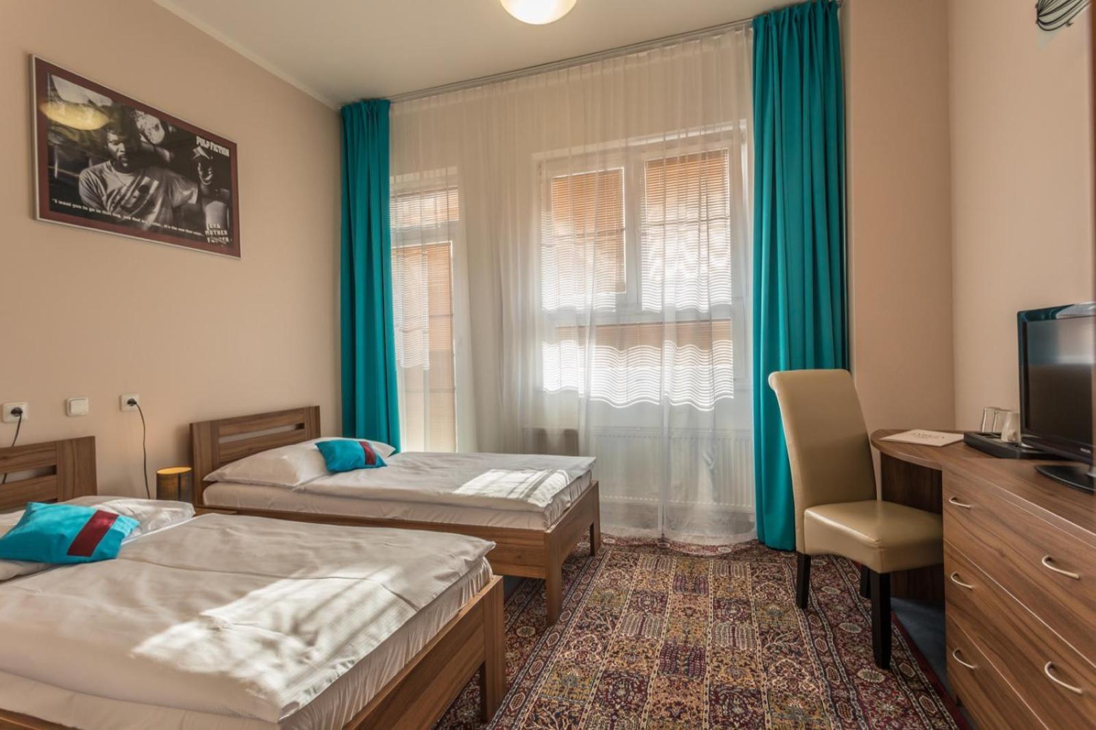 Sareza Hotel 15/48