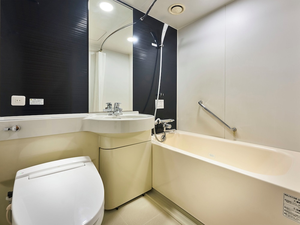 Daiwa Roynet Hotel Nagoya-Shinkansenguchi 50/50