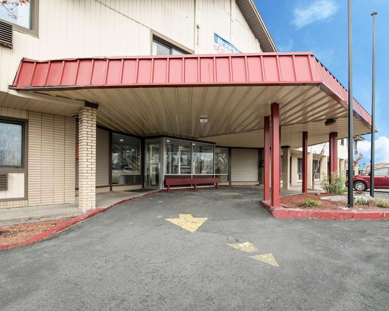 Rodeway Inn Syracuse Carrier Circle 31/32