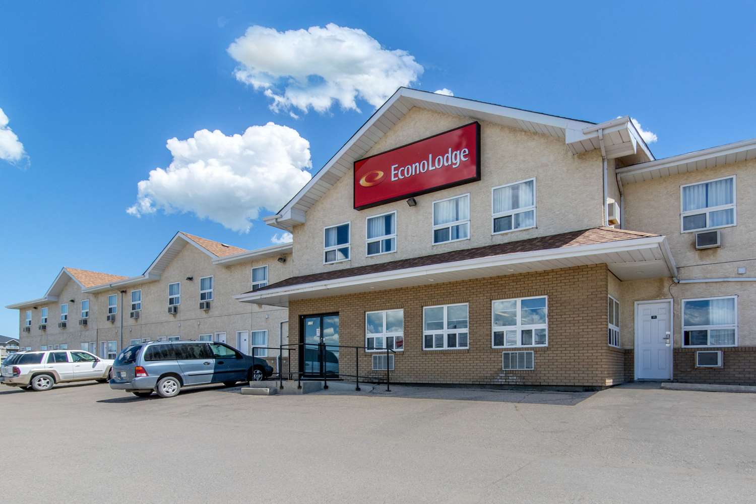 Econo Lodge Regina 6/7