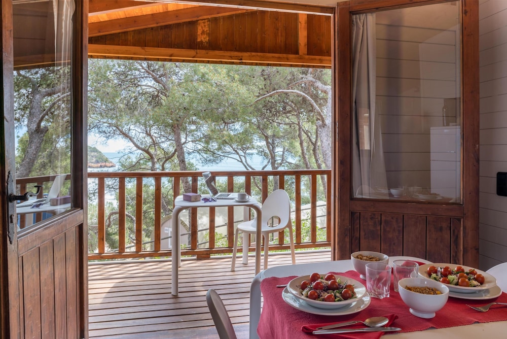 Camping Torre de la Mora 33/50