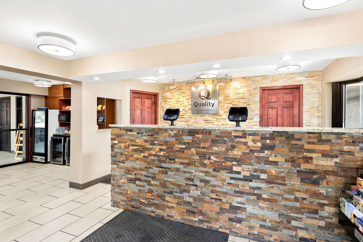 Quality Inn Middleburg Heights near Cleveland Airport 6/19