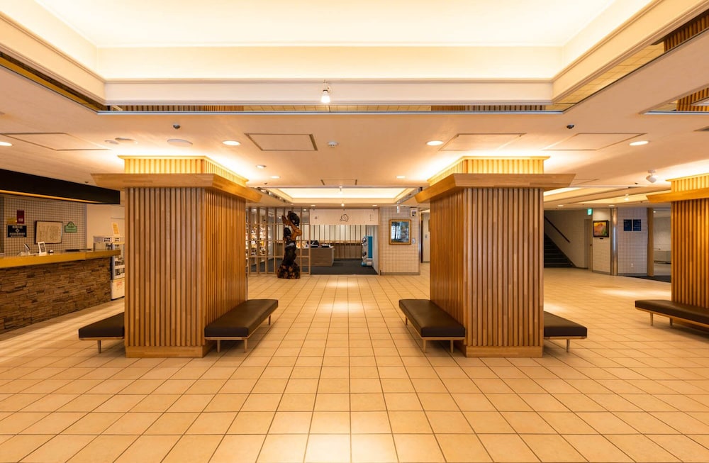 Yunohama Hotel 10/72