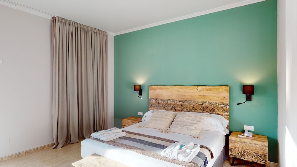 Garden, Premium, Superior, Twin Beds, Private Garden