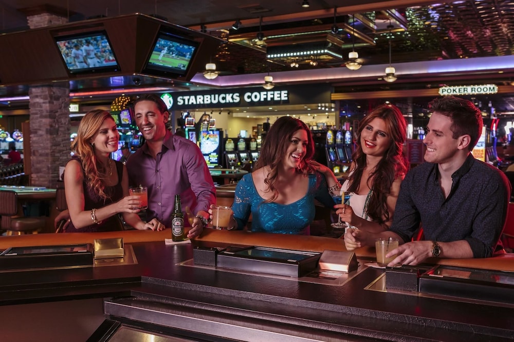 Maverick Hotel And Casino By Red Lion Hotels 60/66