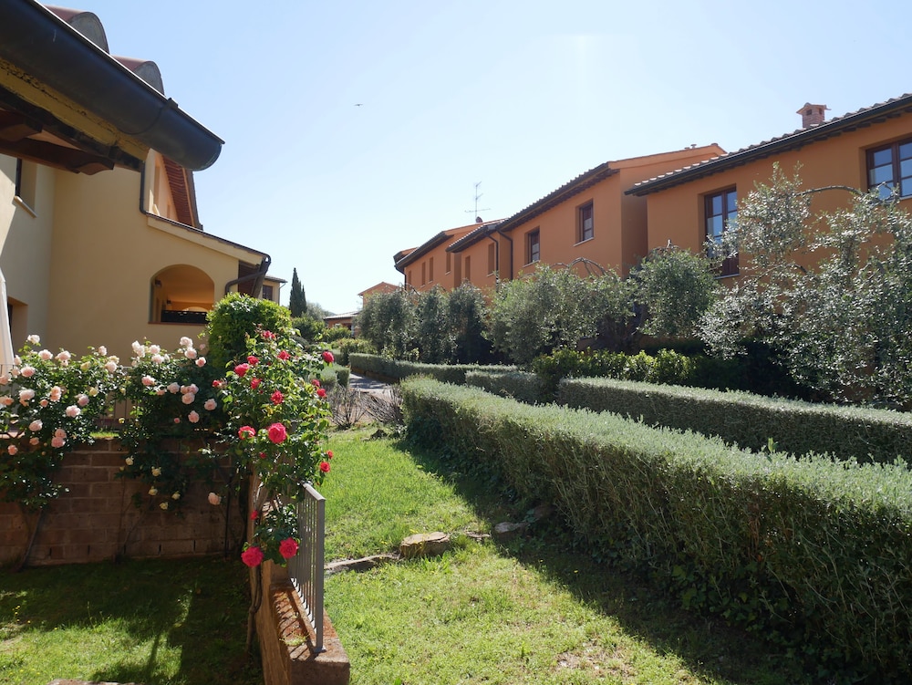 Borgo Etrusco S.P.A. 25/35
