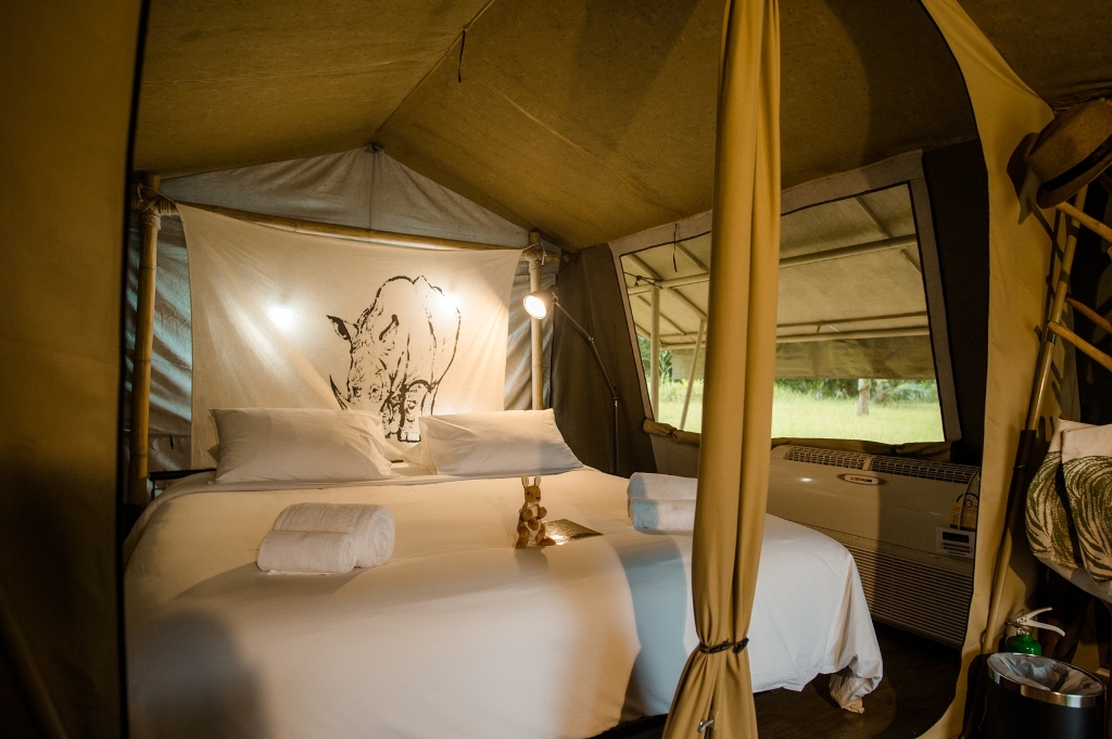 Safari, Economy, Tent