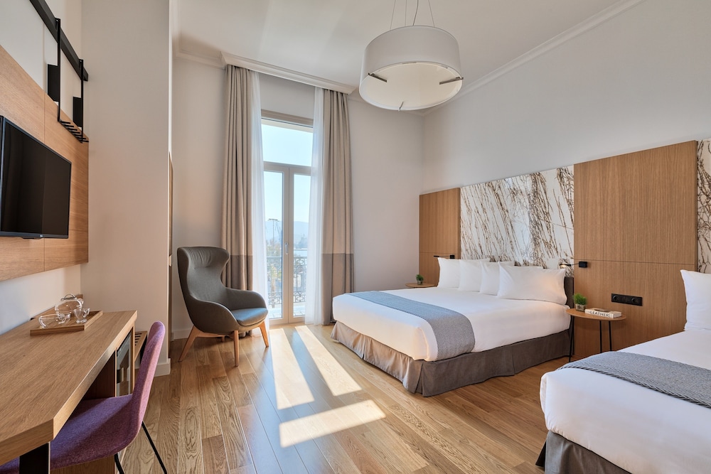 Hotel Aegli 28/75