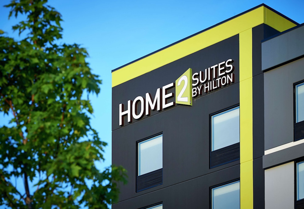 HOME2 SUITES BY HILTON BRANTFORD in BRANTFORD