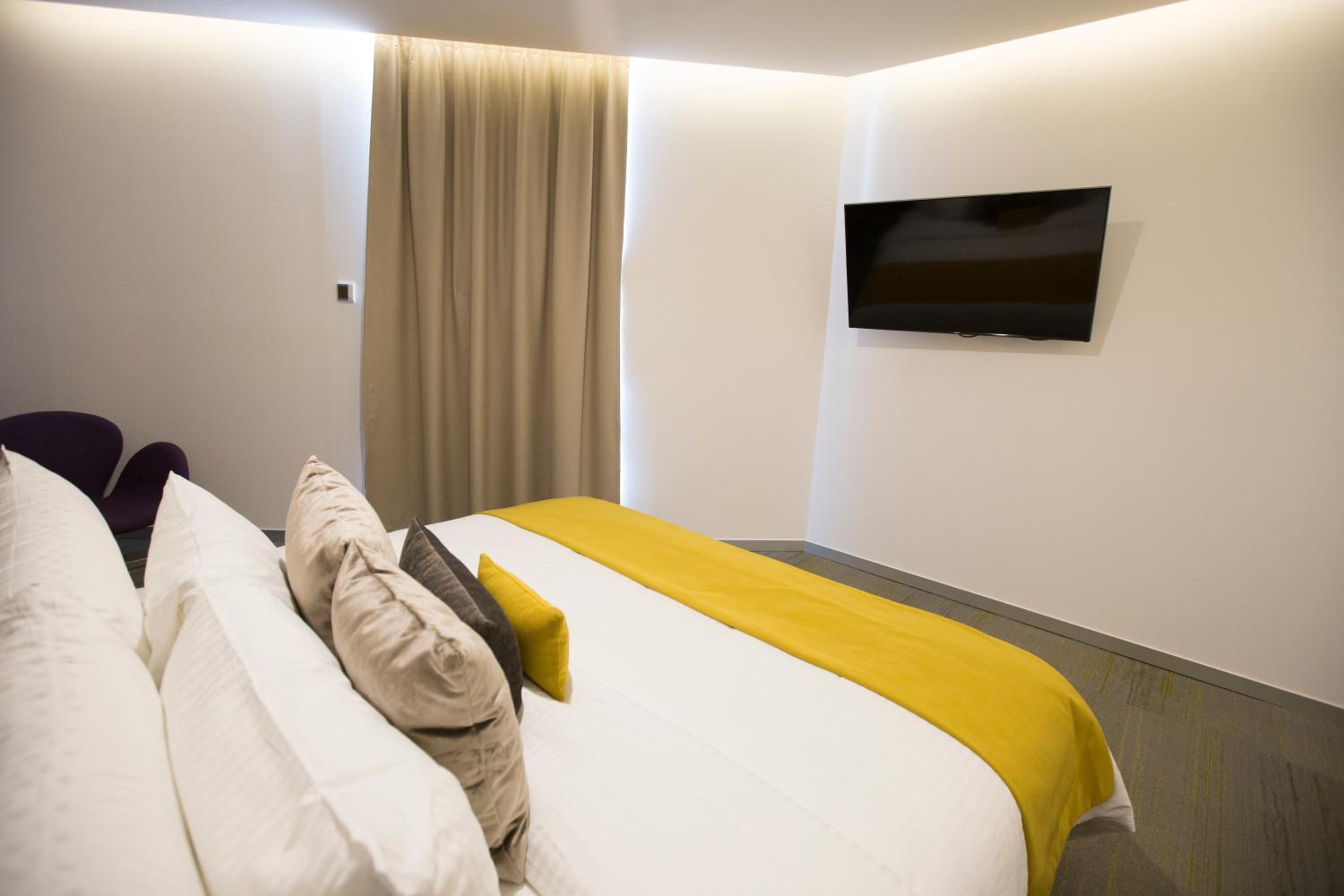 جناح جونيور ديلوكس، Hotel Belo Grand Morelia 5/10