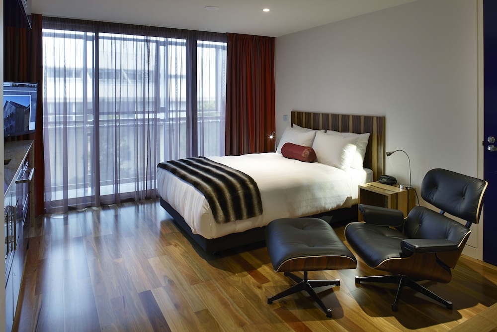 Salamanca Wharf Hotel 20/66