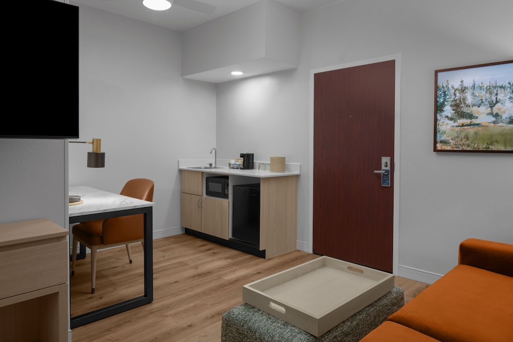 Springhill Suites Pinehurst Southern Pines 8/48