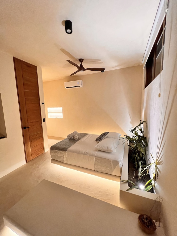 Tikul Hotel Boutique 48/50
