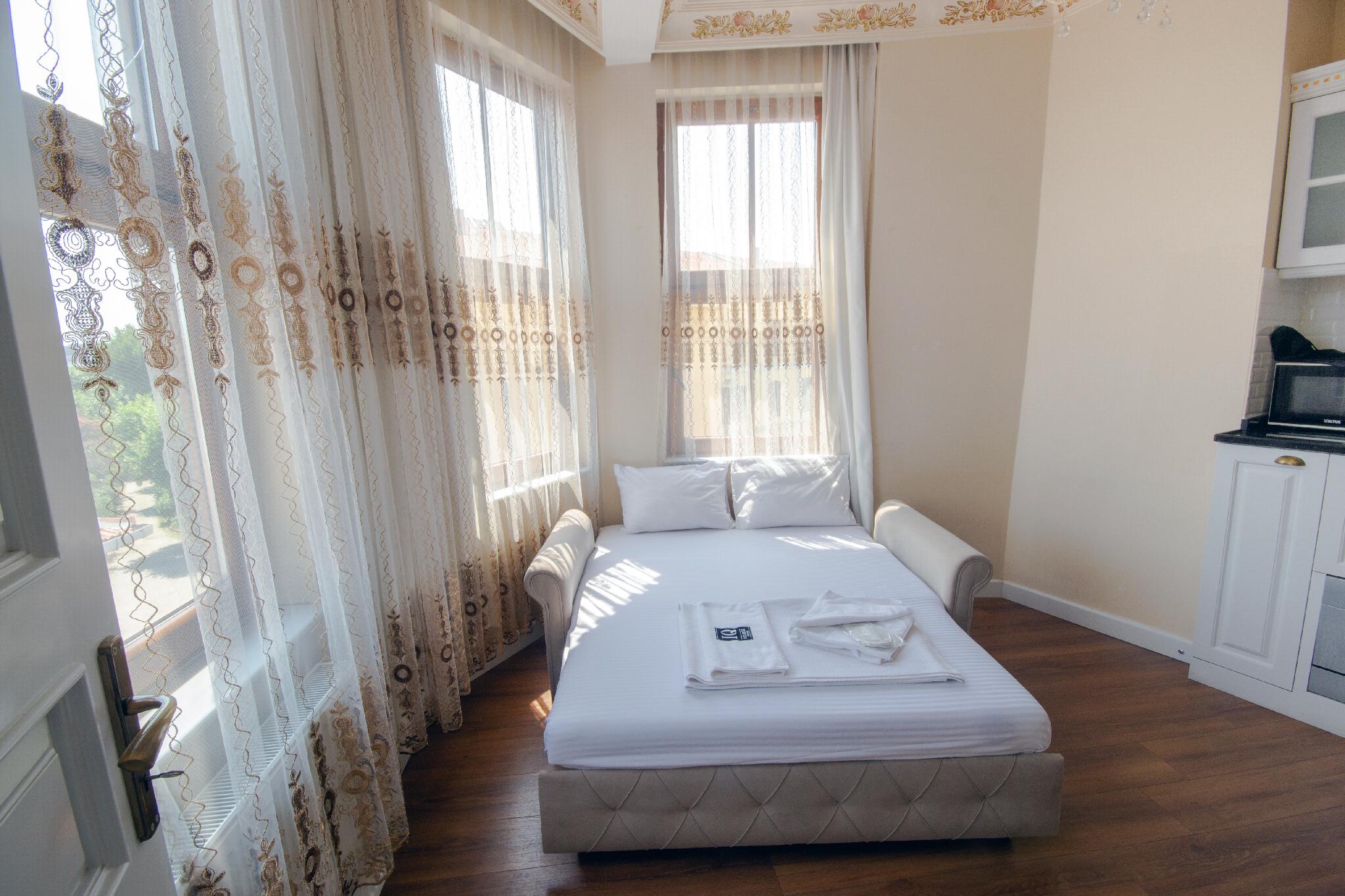 Deluxe, Double Bed, Sea View