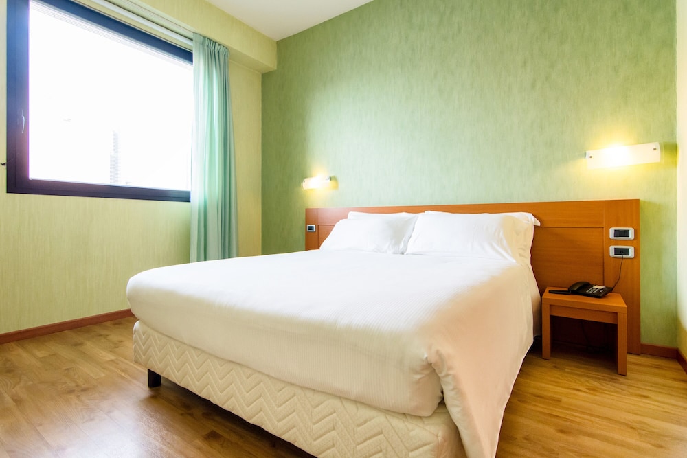 Hotel Concorde 20/36
