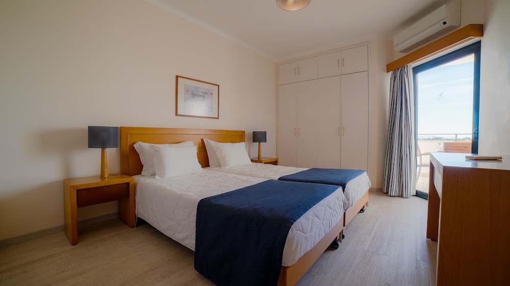 1 BEDROOM, APARTMENT