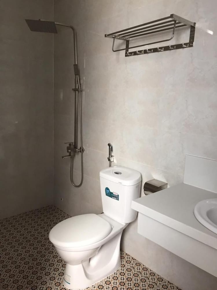 Bac Nam Hotel 41/42