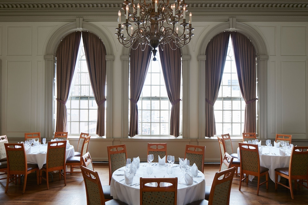 Club Quarters Hotel In Philadelphia 40/44