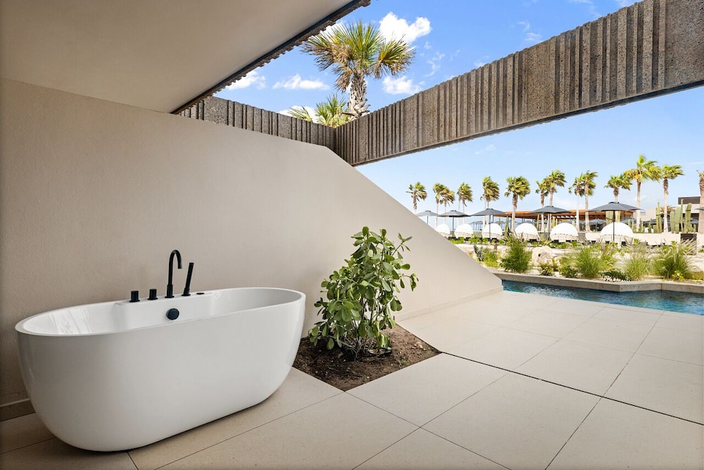 Preferred Club, Swim Out, Junior Suite, 2 Double Beds