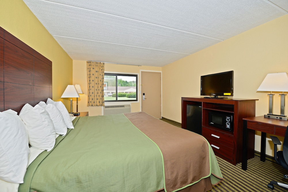 Americas Best Value Inn Central Valley 7/42