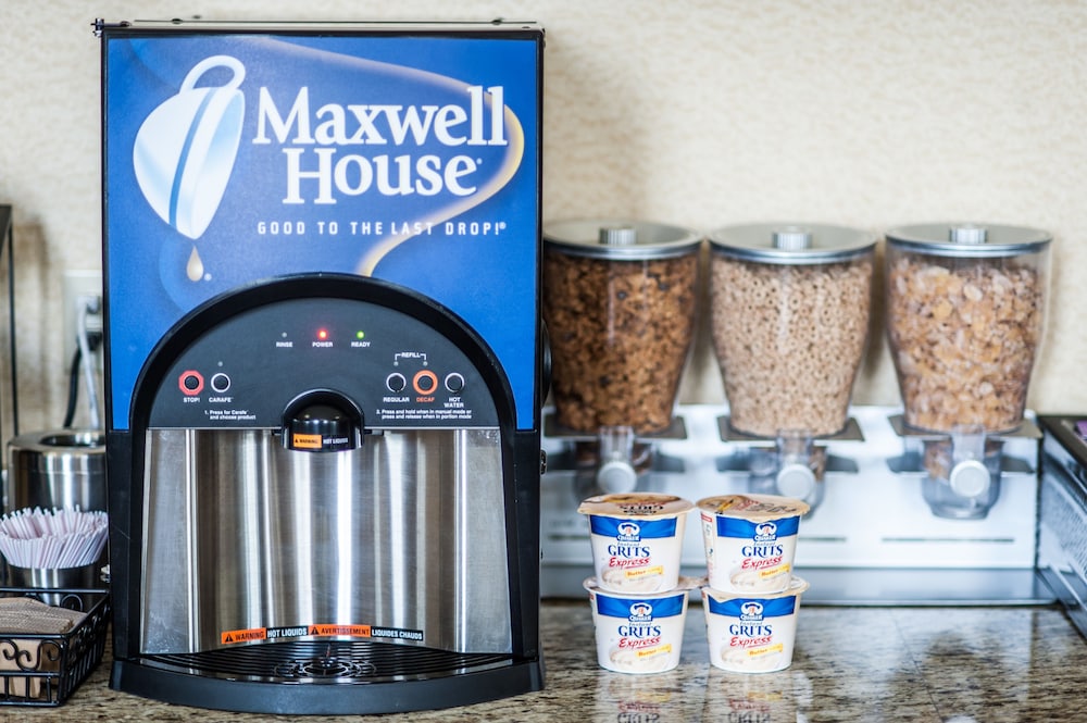 Best Western Plus North Canton Inn & Suites 41/62