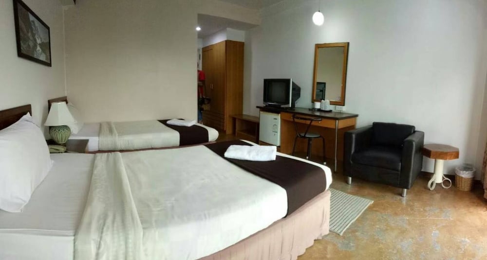 Thai Inter Hotel 6/18