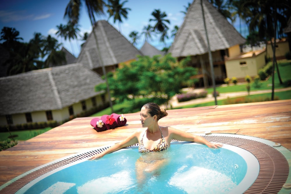Neptune Pwani Beach Resort and Spa - All Inclusive 19/50