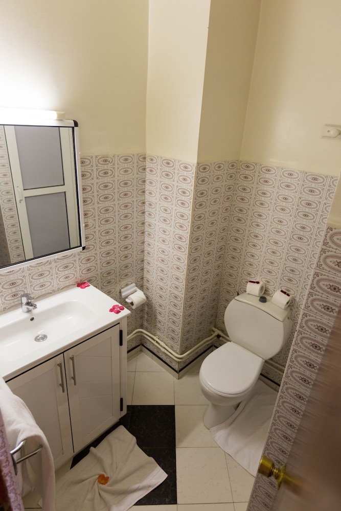 Hotel Sindibad 62/64
