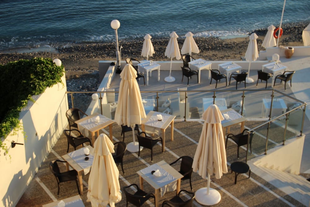 Filoxenia Beach 24/46