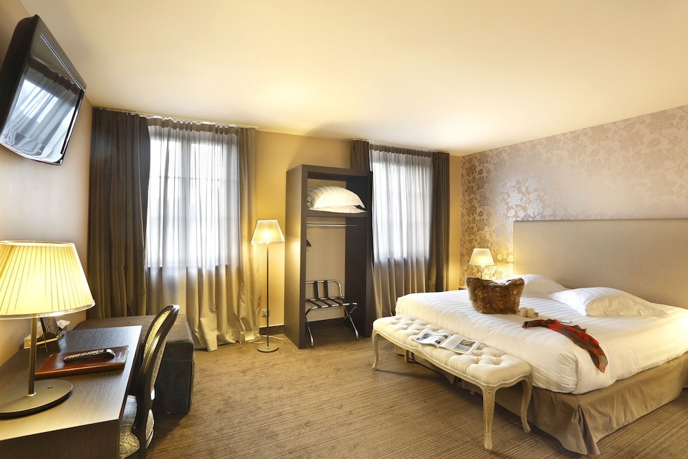 Hotel De Paris 23/57