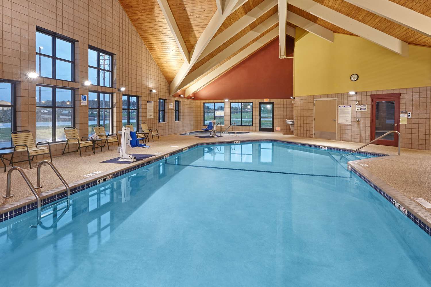 Americinn By Wyndham Greenville — 4