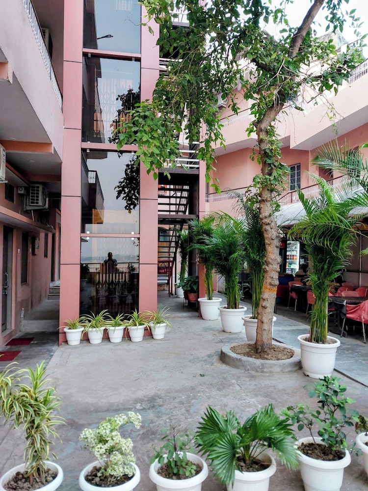 Hotel Alka 8/60