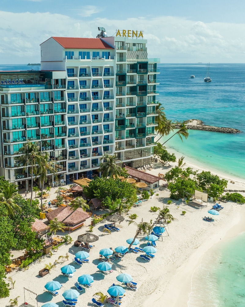 Arena Beach Hotel 3/48