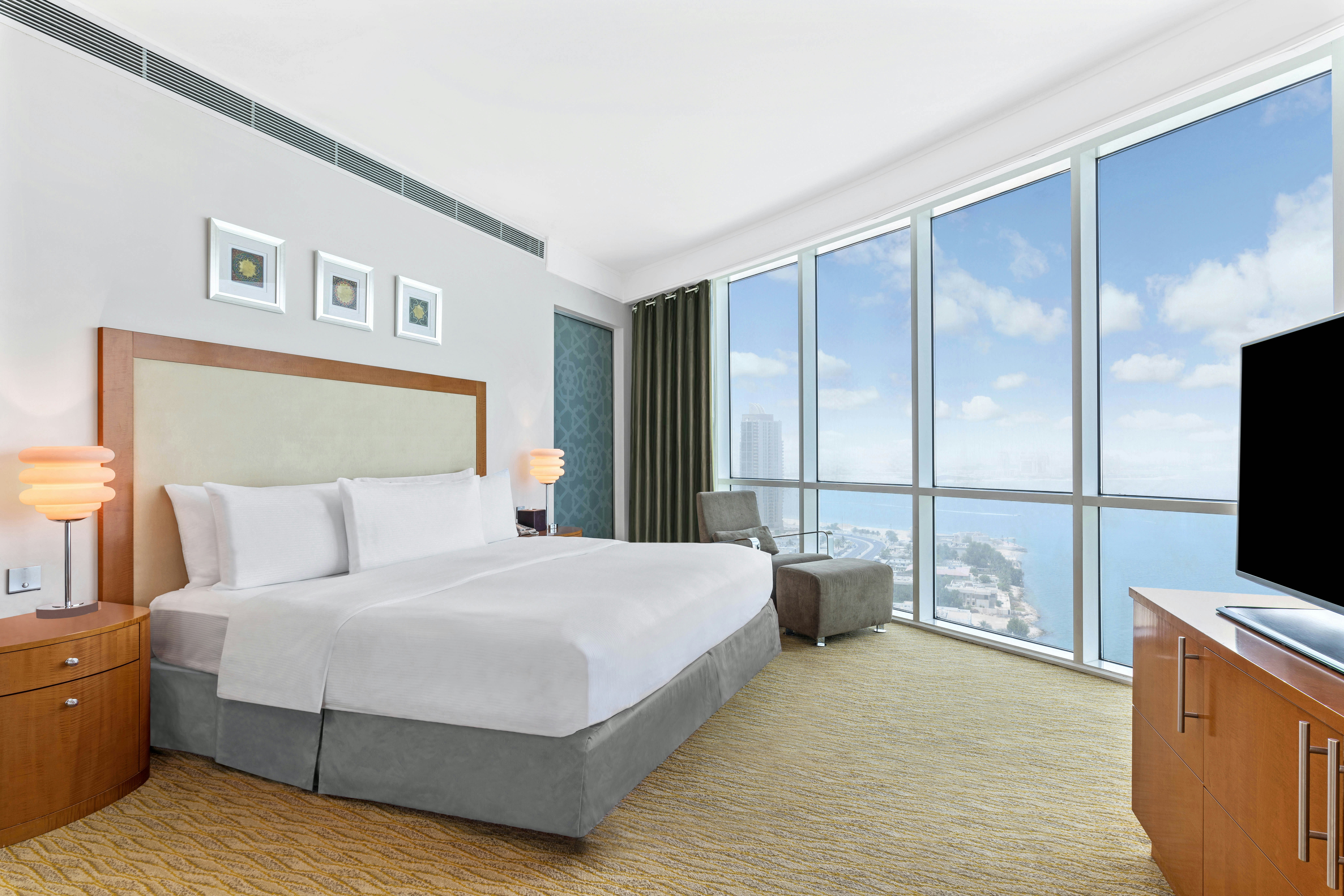 Hilton Doha 12/50