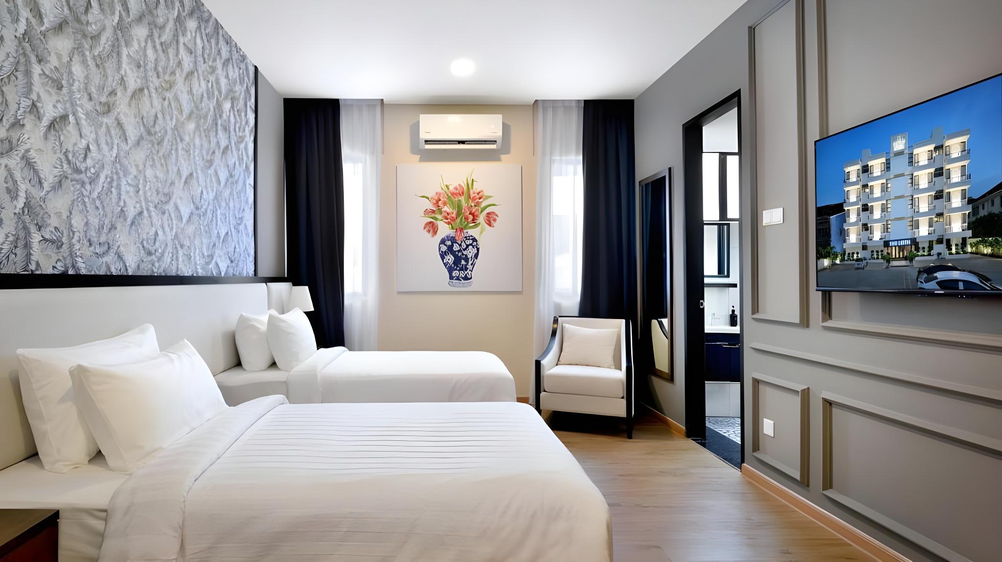 Heritage, Superior, Twin Beds