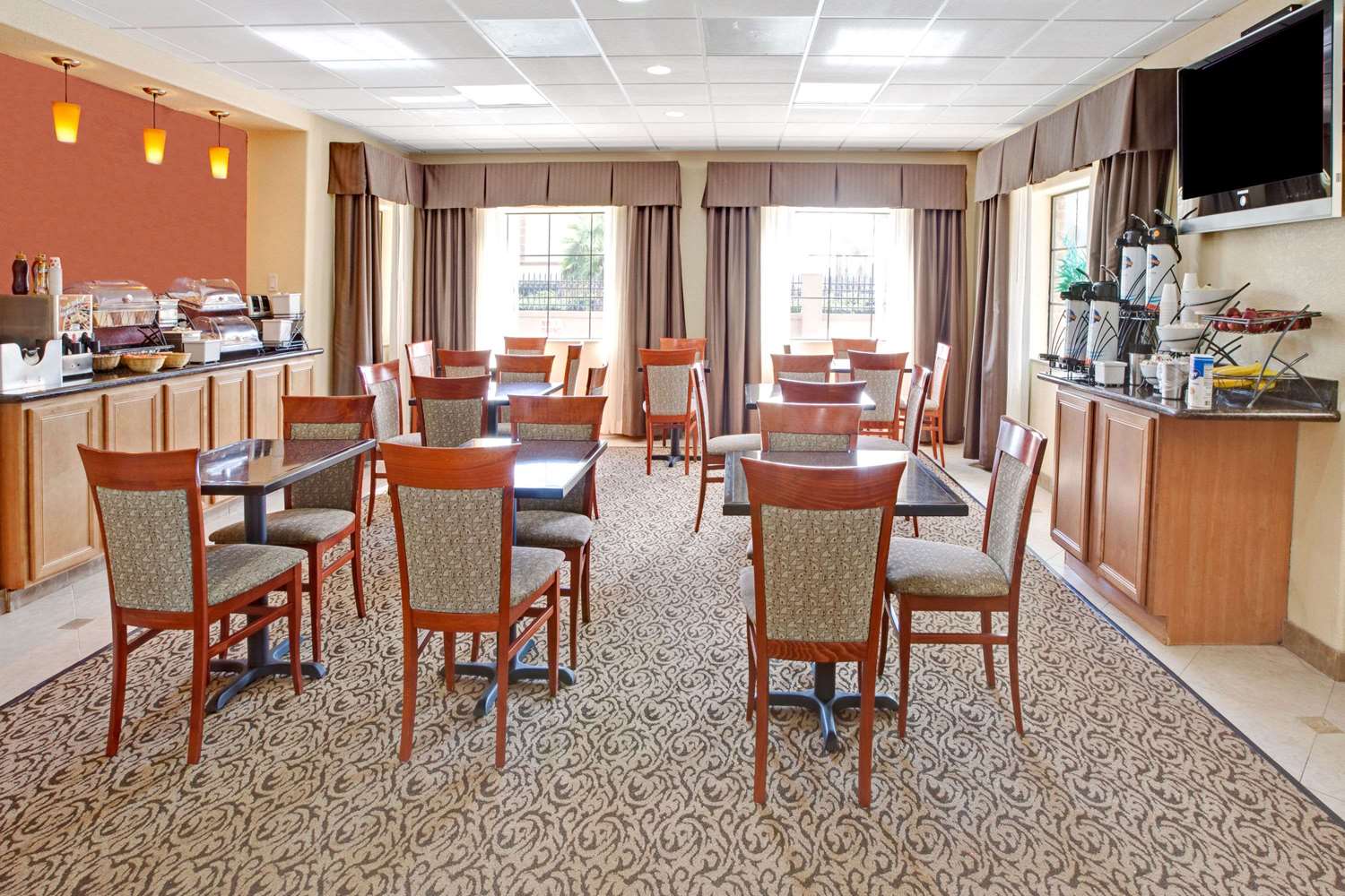Extended Stay America Suites Baytown 17/21