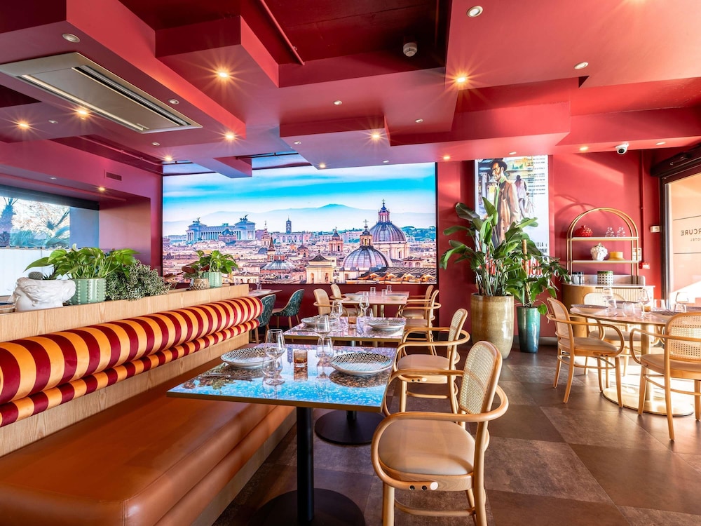 Mercure Roma Cinecitta 53/66
