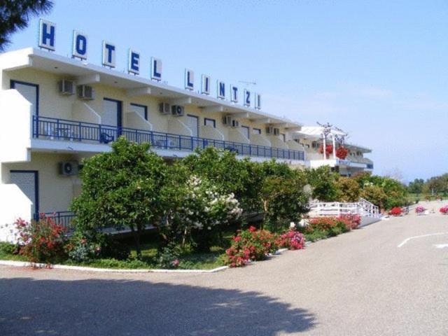 Lintzi Hotel in Pineios