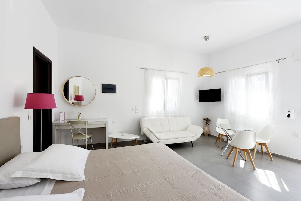 Tsakanos Home 20/50