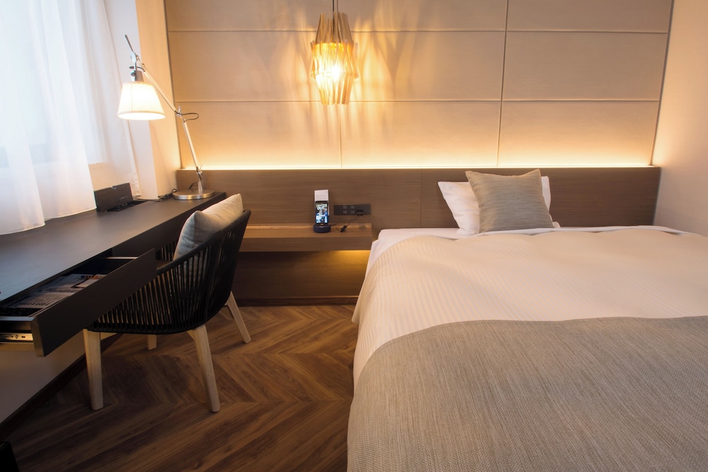 Room, Double Bed, Main Building, Smoking