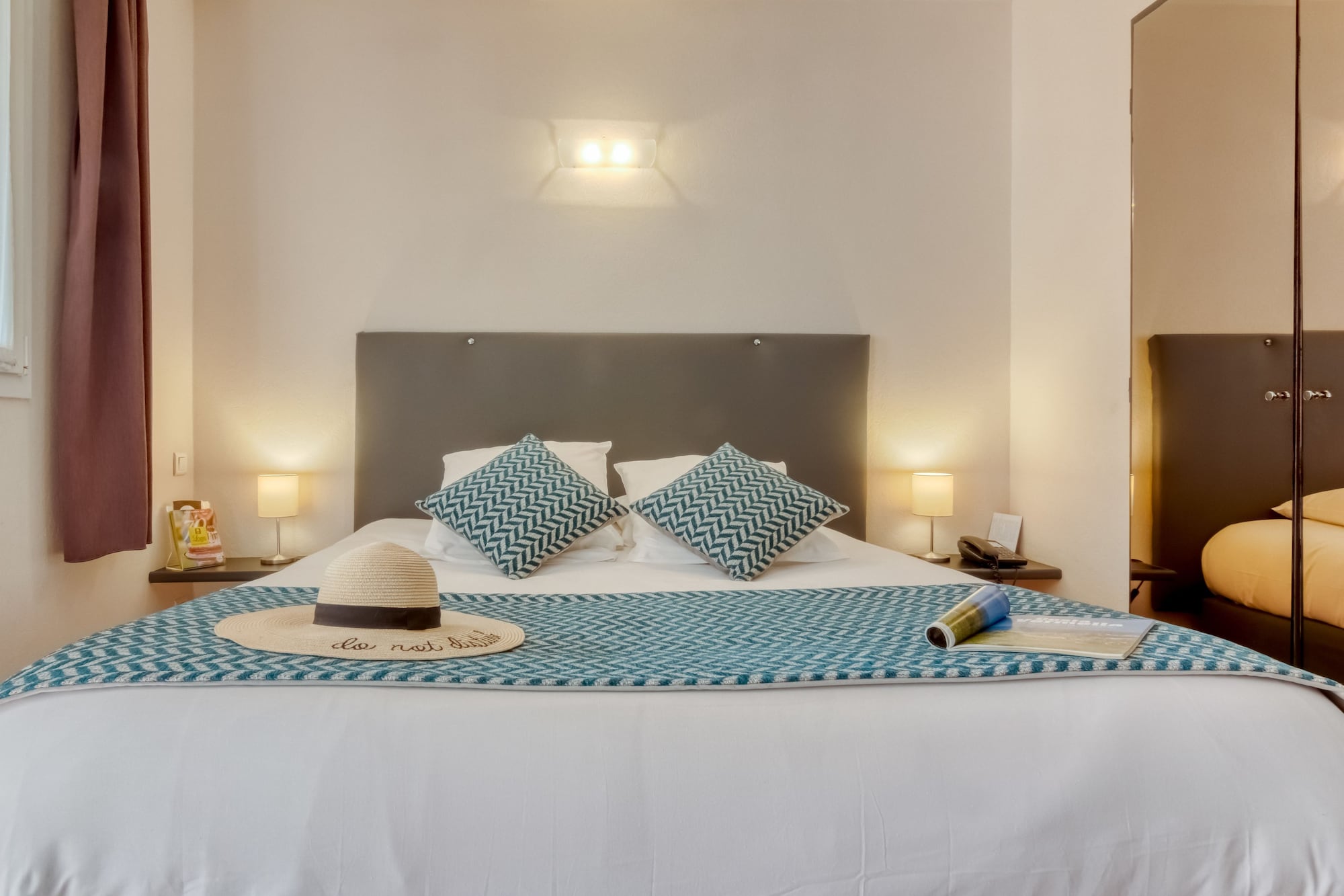 PRIVILEGE, DOUBLE BED, WITH VIEW, PATIO