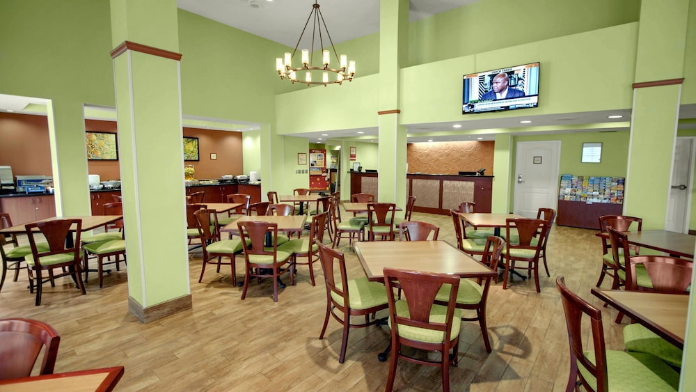 Galleria Palms Hotel 43/59