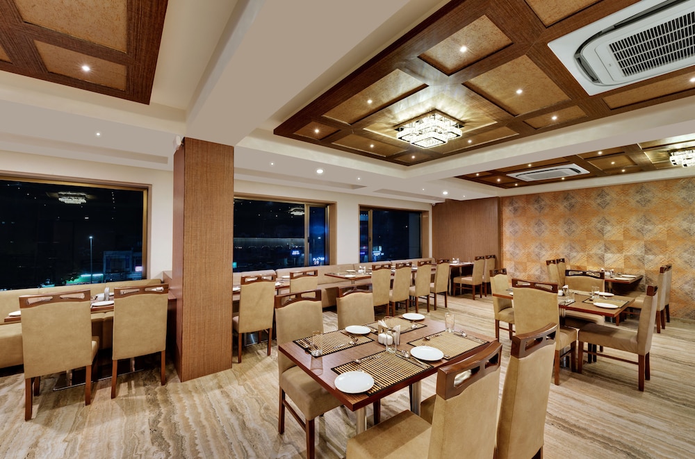 Anaya Beacon Hotel 21/23