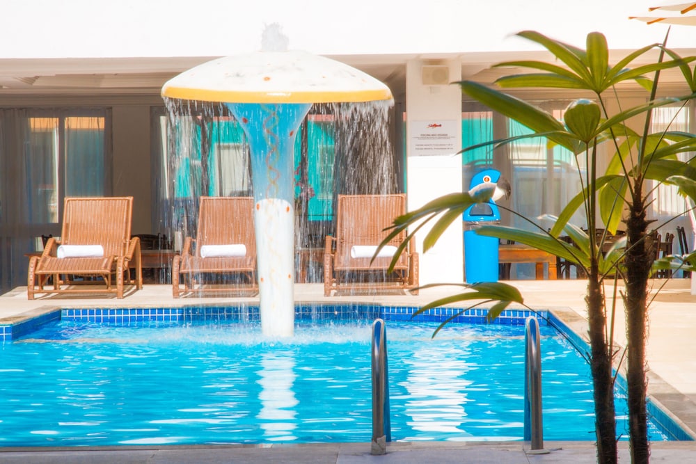 Hotel Shangrila Rede Soberano 40/66