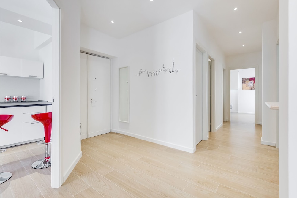 Lovely 3 rooms apartment close Trastevere Station 1/25