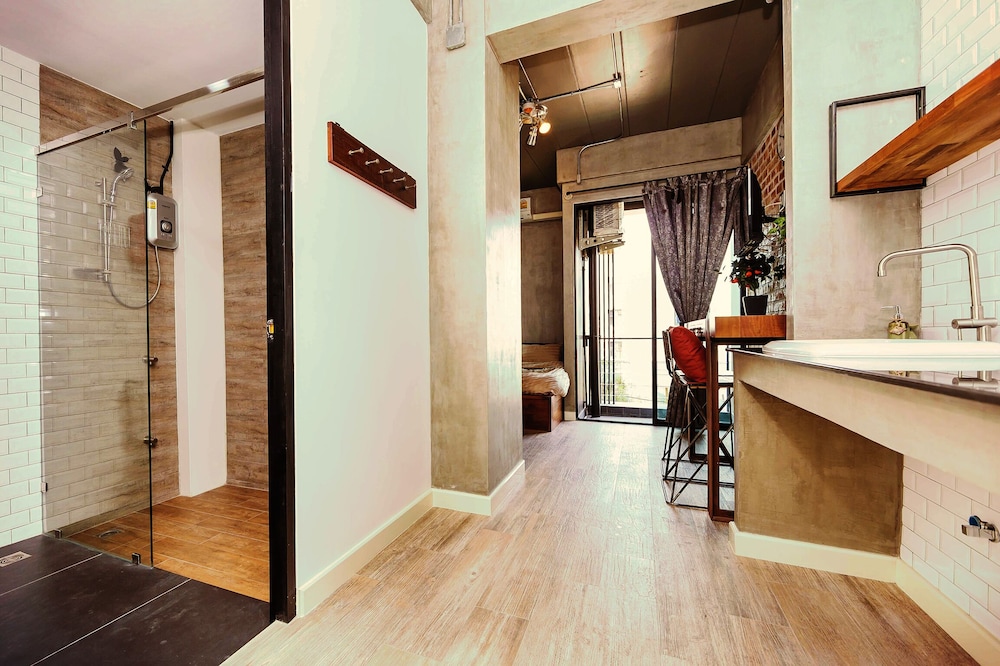 Rent V38 87/90