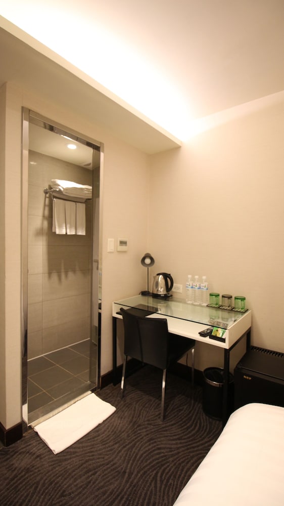Hotel Puri Ximen Branch 54/65
