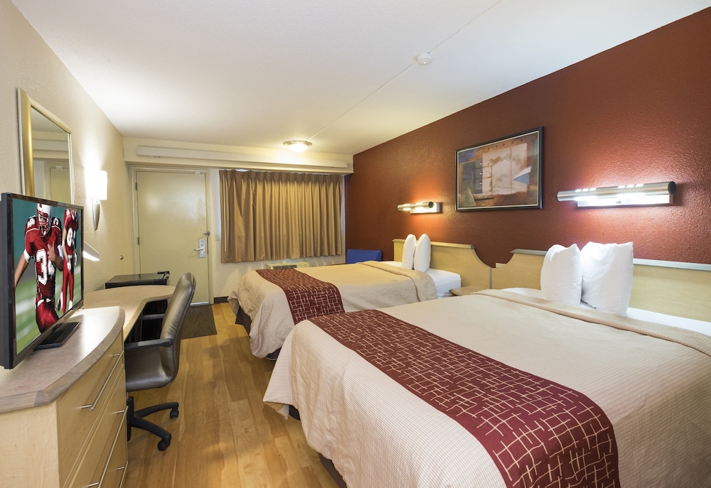Red Roof Inn Cincinnati - Sharonville 13/28