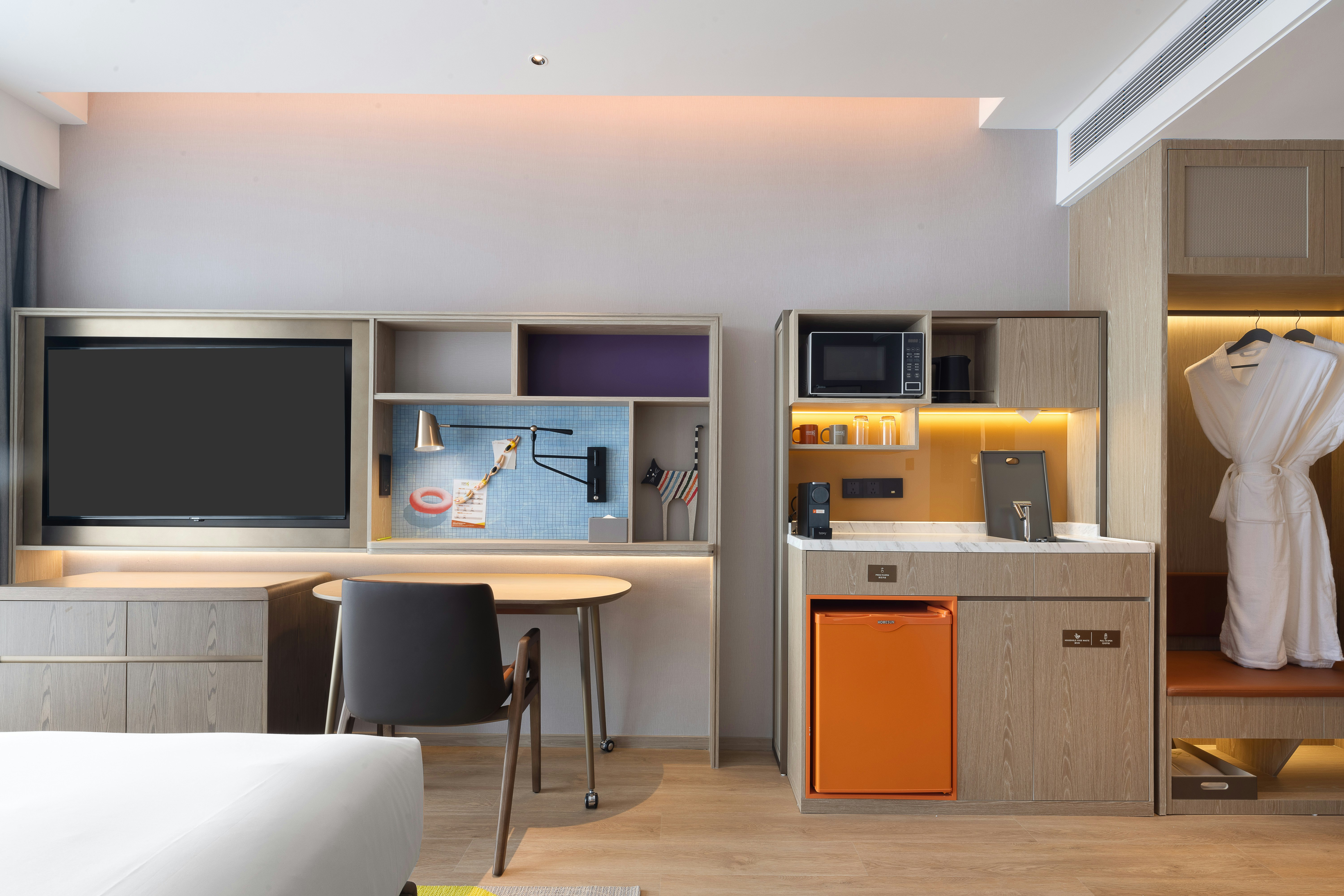 Home2 Suites by Hilton Xingyi Jushan Plaza 52/60